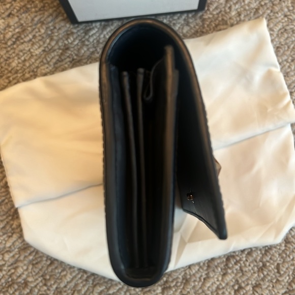 Authentic GUCCI bees continental wallet - Picture 7 of 9